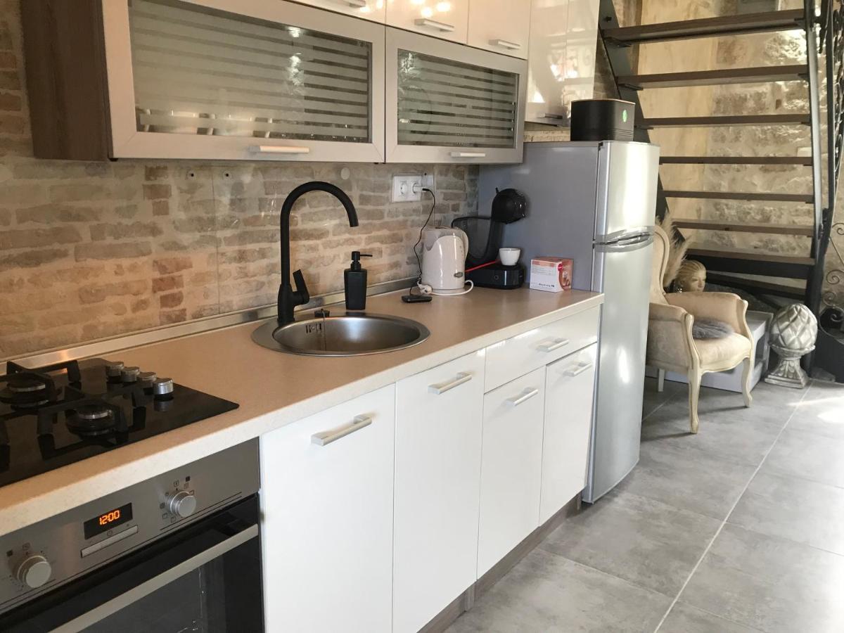 Stone House Chiara Seaview Apartment Funtana Luaran gambar