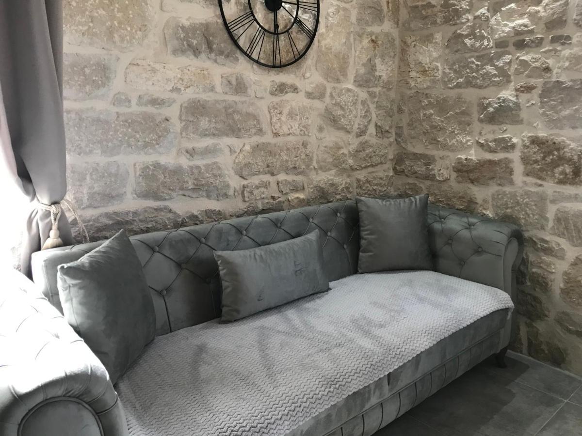 Stone House Chiara Seaview Apartment Funtana Luaran gambar