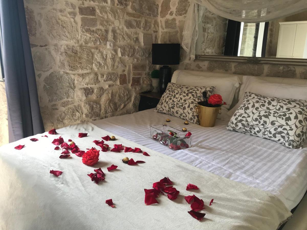 Stone House Chiara Seaview Apartment Funtana Luaran gambar