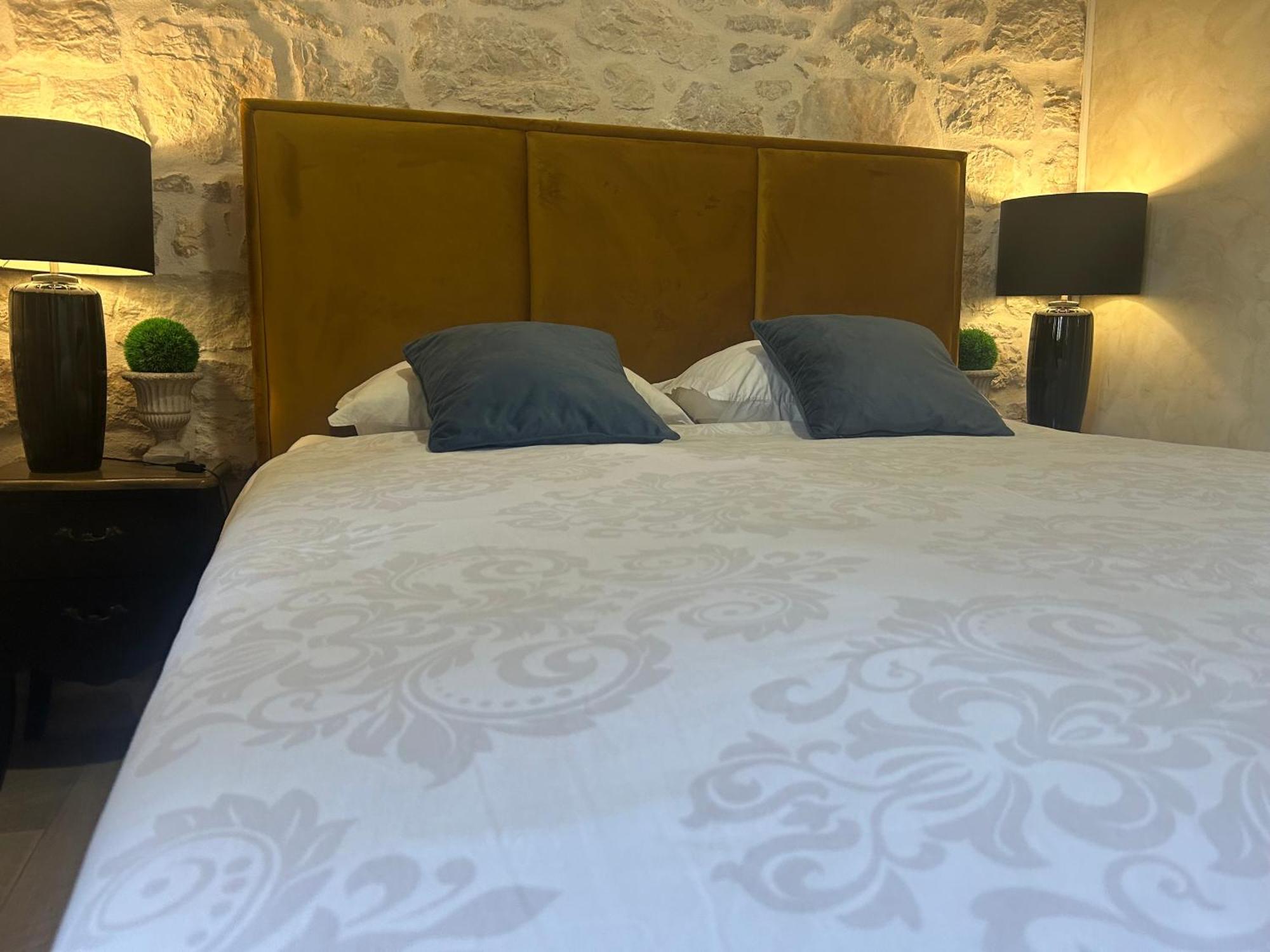 Stone House Chiara Seaview Apartment Funtana Luaran gambar